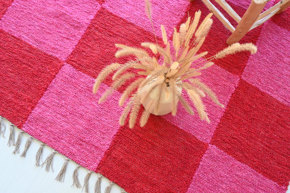 RUUTUMATTO KIERRÄTETYSTÄ PUUVILLASTA - 150cm x210cm - PINKKI/PUNAINEN