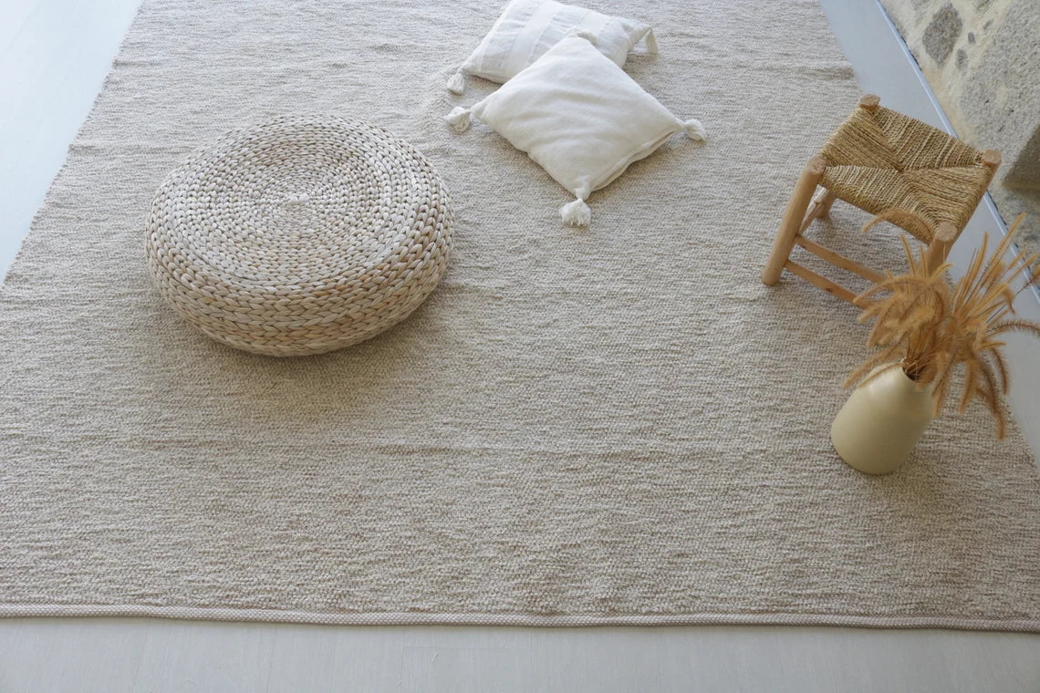 KÄSINKUDOTTU OLOHUONEEN MATTO - VAALEA BEIGE