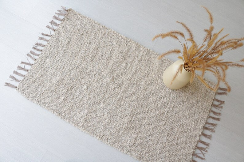 KYLPYHUONEEN MATTO - 60 x 110 - BEIGE